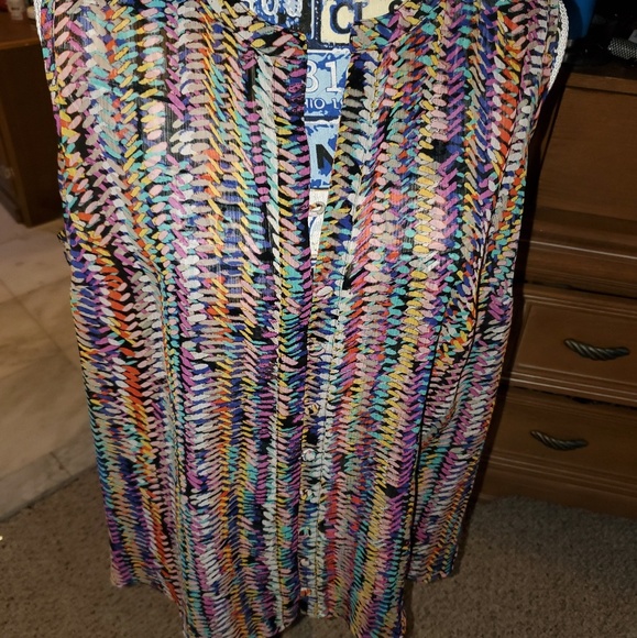 Liz Claiborne Tops - Liz Clairborne colorful semi sheer tank Liz Claiborne Tops - Liz Clairborne colorful semi sheer tank